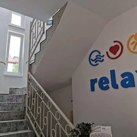 Πανσιόν Relax Apartmanhaz Balatonalmádi