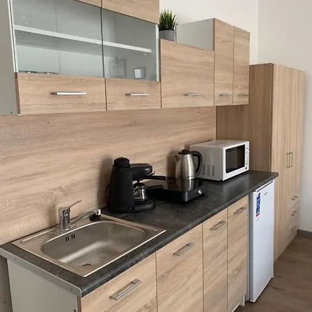 Πανσιόν Relax Apartmanhaz *