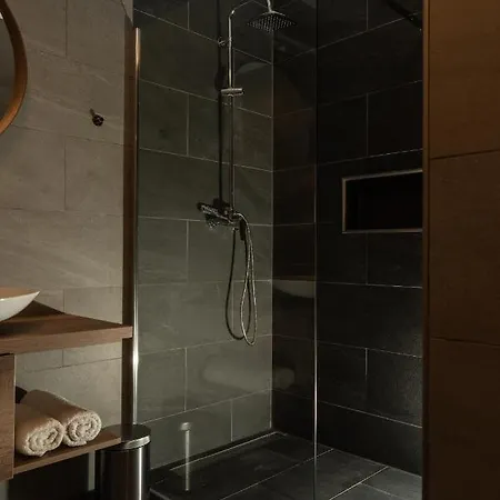 Πανσιόν Relax Apartmanhaz Balatonalmádi